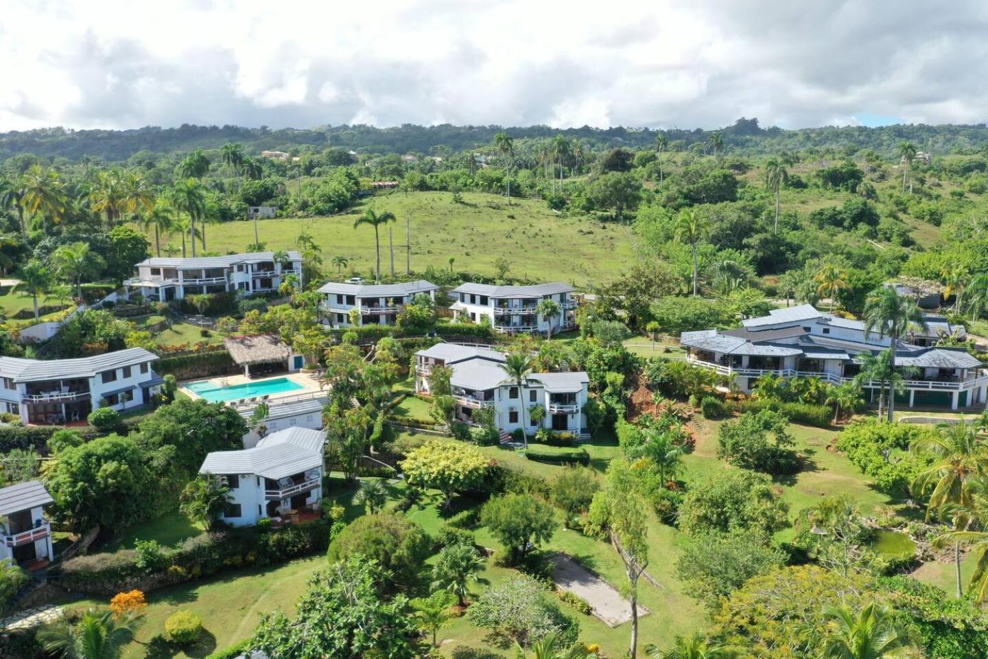 Catalina, Cabrera Oceanview Multi 2 Bd 2 Bath Condo Units With Balcony And Pool Exterior foto