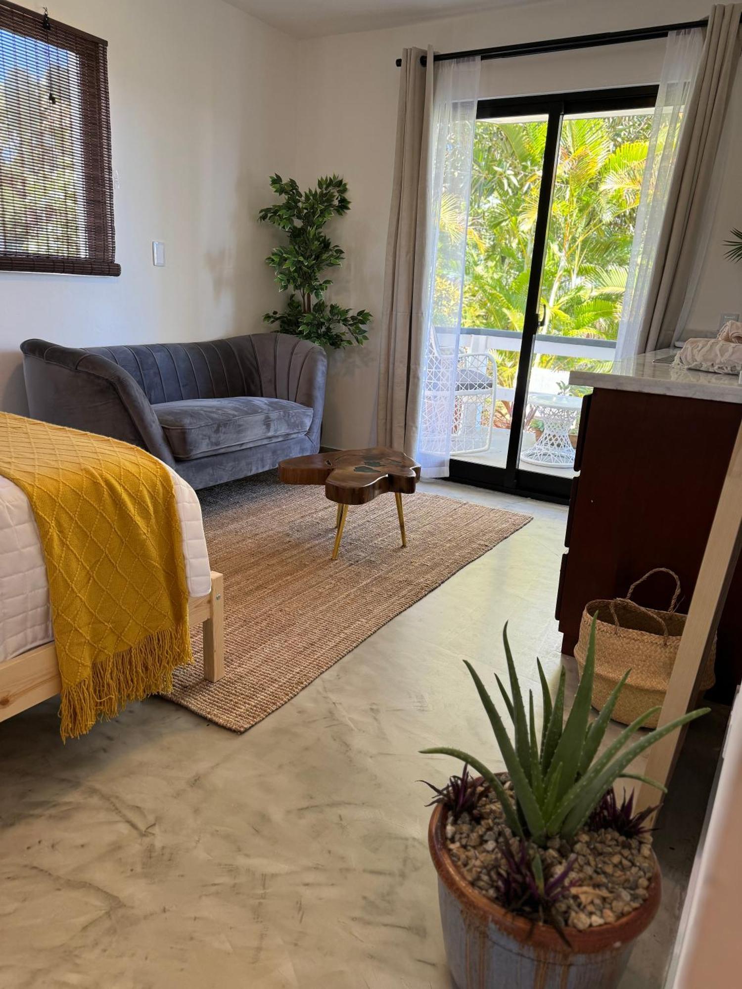 Catalina, Cabrera Oceanview Multi 2 Bd 2 Bath Condo Units With Balcony And Pool Exterior foto